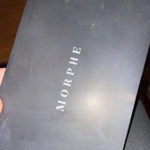 Morphe dayslayer eyeshadow palette